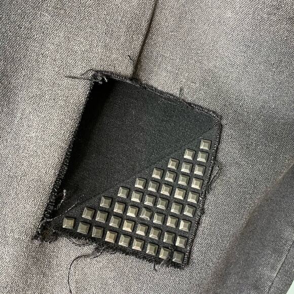 Forever 21 black distressed skinny jeans size 20 - Picture 3 of 6